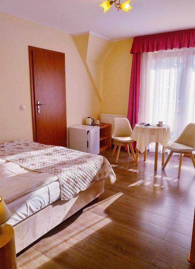 Ferienwohnung Wynajem Pokoi Rancho Zab Exterior foto