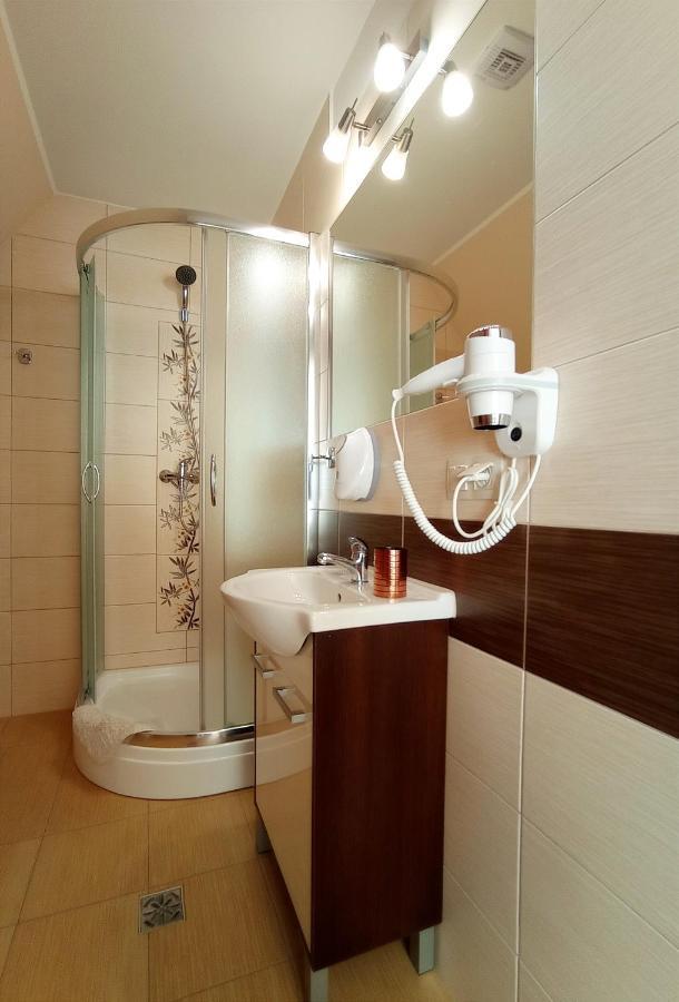 Ferienwohnung Wynajem Pokoi Rancho Zab Exterior foto